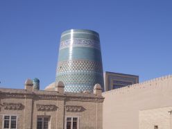 248-18 Khiva - unfinished minaret.jpg